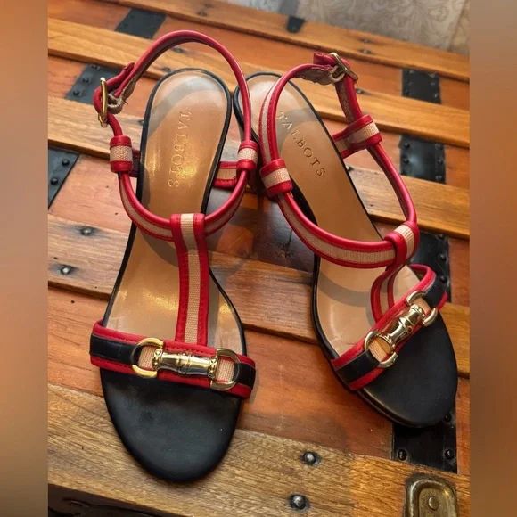Talbots Women's Red and Navy Sandals - Picture 3 of 8
